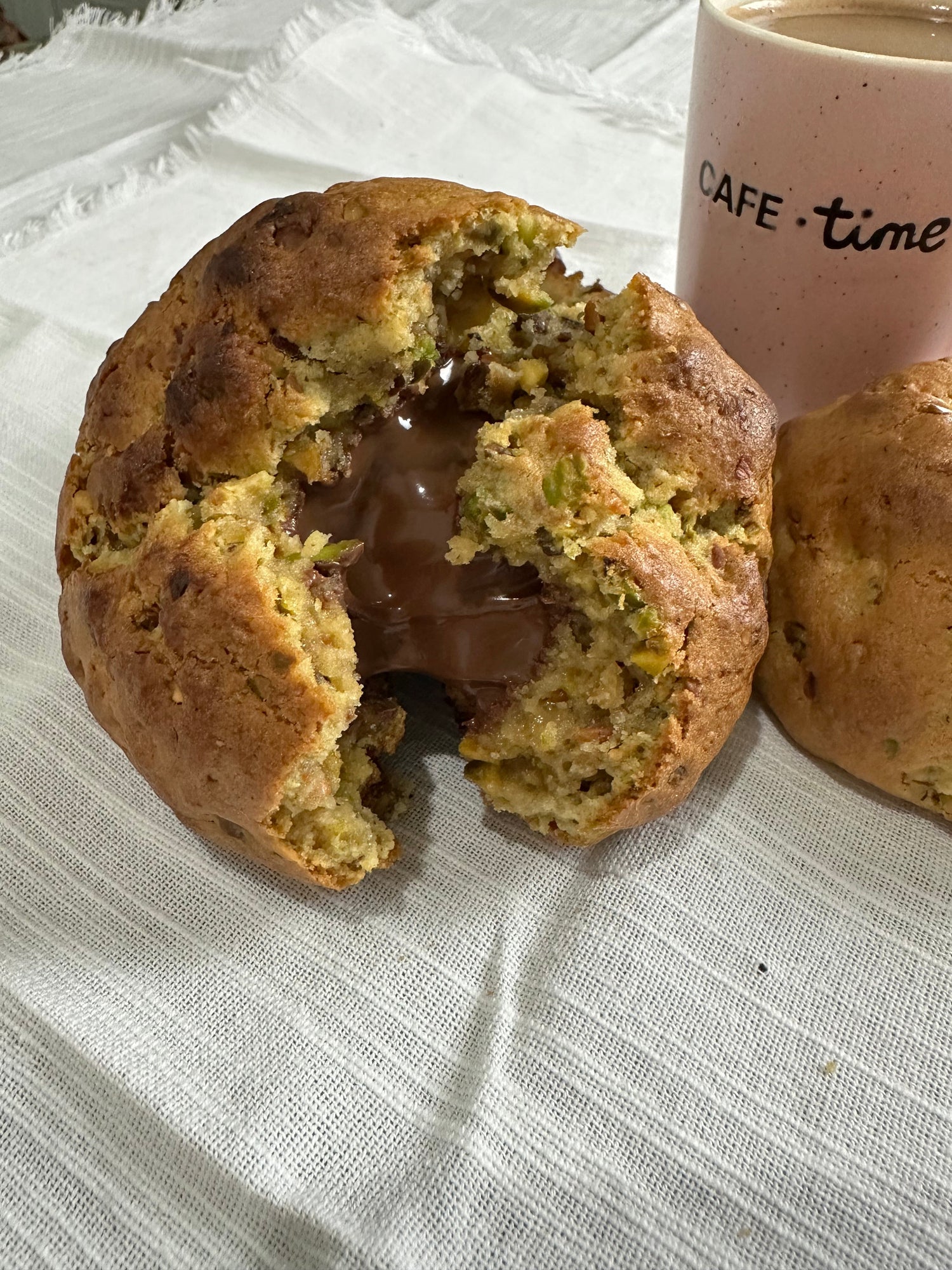 "BIG PISTACHIO DREAM NUTELLA COOKIE"